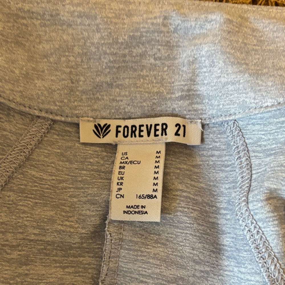 Forever 21 Gray Athleisure Zip-Up Jacket | Lightweight Activewear | Size Medium - Picture 5 of 5